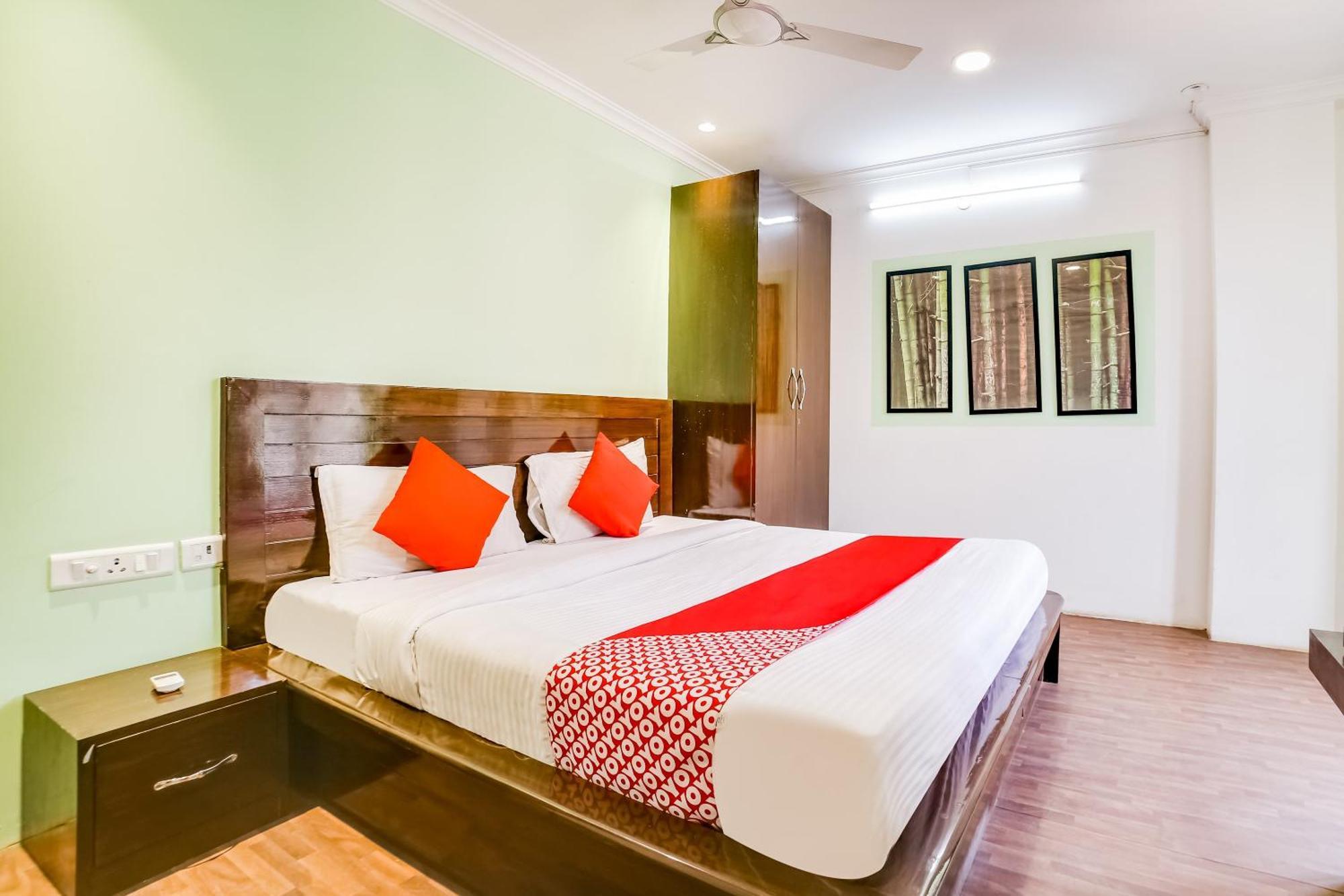 Hotel O Carol Garden Delhi  Exterior foto