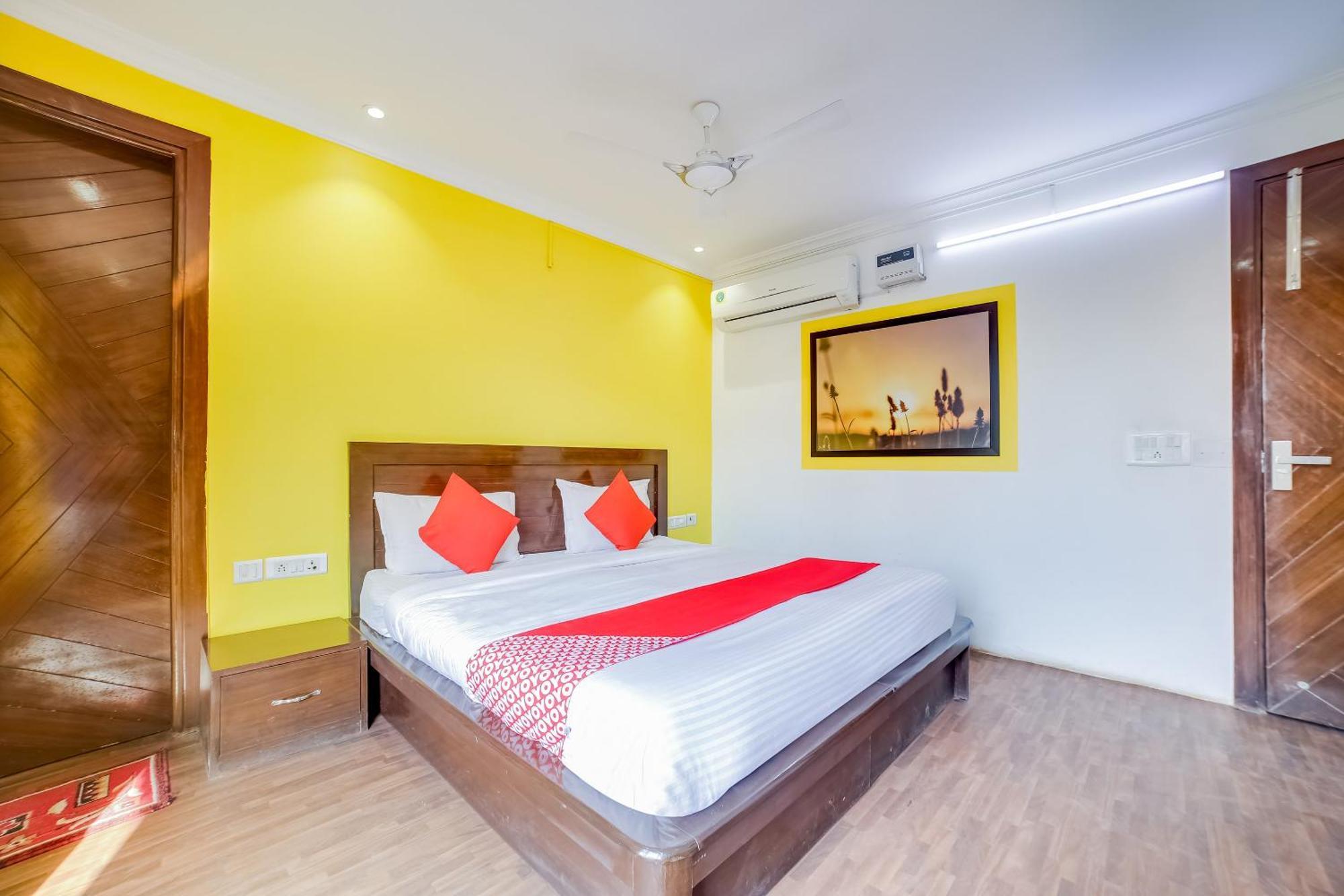 Hotel O Carol Garden Delhi  Exterior foto